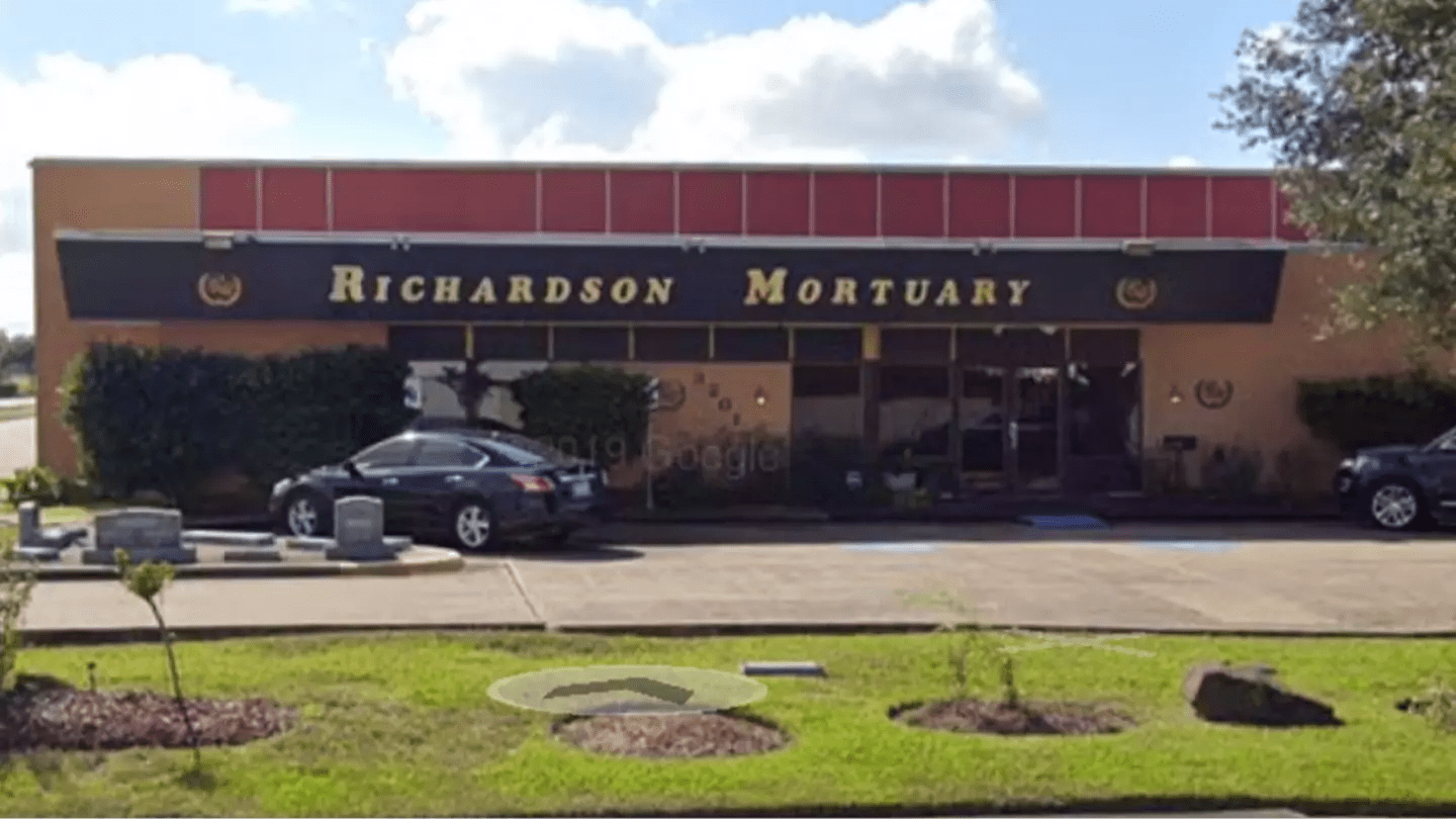 Houston Funeral Home Shut Down: The Urgent Need for Proper Mortuary Coolers | American Mortuary Coolers - American Mortuary Coolers & Equipments Houston Funeral Home Shut Down: The Urgent Need for Proper Mortuary Coolers | American Mortuary Coolers - American Mortuary Coolers & Equipments